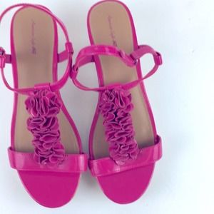 American Eagle Pink Cork Wedge Shoes size 6